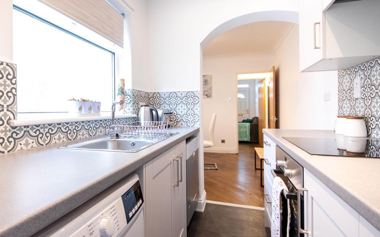 Bright 3 Bedroom Townhouse Near City Centre NWI Esterno foto